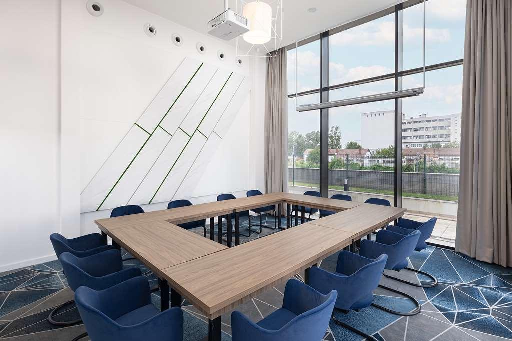 Hampton By Hilton Târgu-Mureş 设施 照片